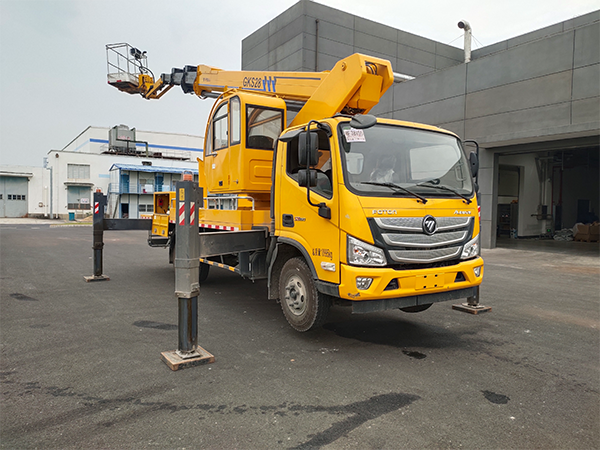 江鈴藍牌23米高空作業(yè)車